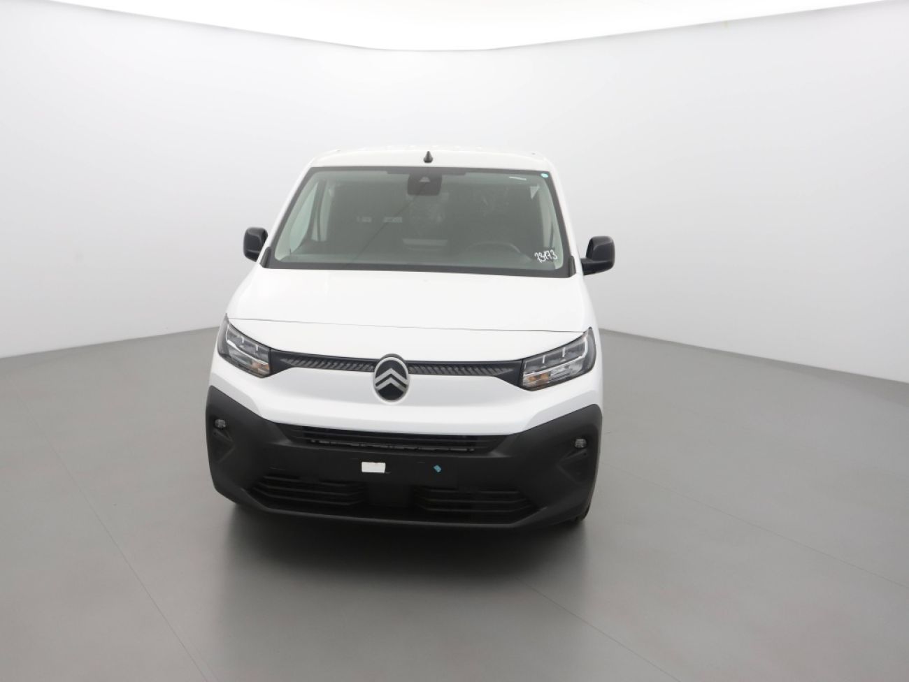 Mandataire Citroën Berlingo Van XL 950KG BLUEHDI 130CH S&S EAT8