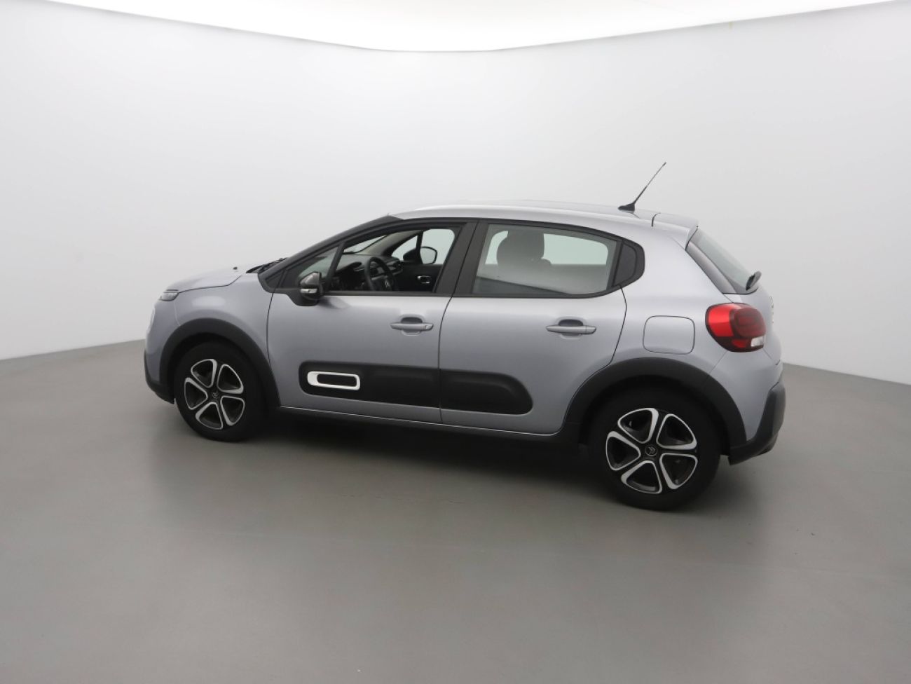 Mandataire Citroën C3 1.5 BLUEHDI 100CH S&S PLUS