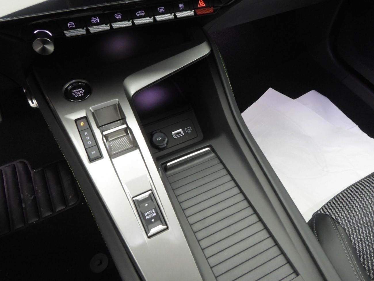 Mandataire PEUGEOT 308 SW 1.2 HYBRID 136CH GT E-DCS6