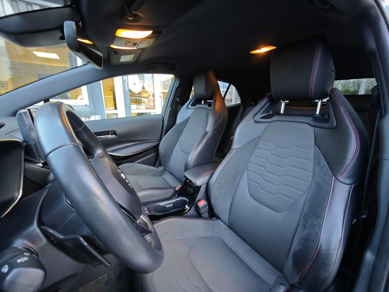 Mandataire TOYOTA COROLLA HYBRIDE 184h Collection