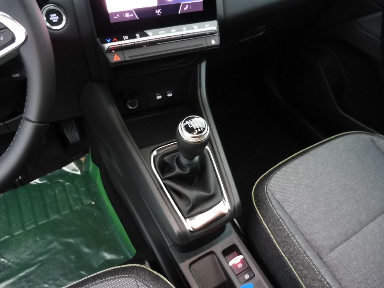 Mandataire RENAULT CAPTUR II 1.0 ECO-G 100CH TECHNO - 25