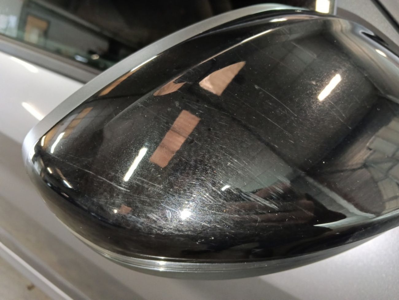 Mandataire PEUGEOT 208 1.2 100CH S&S ALLURE