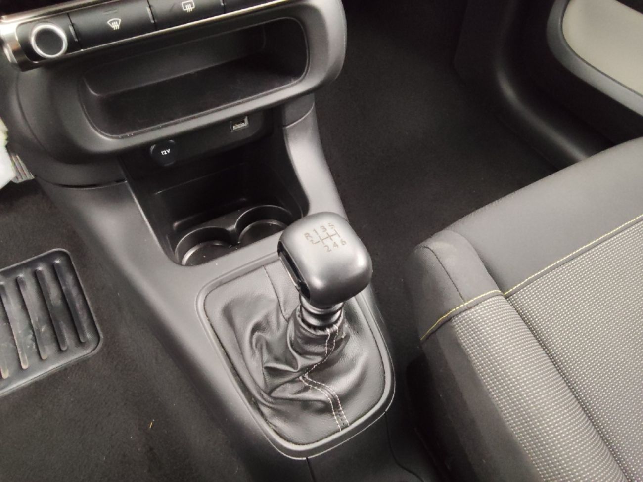 Mandataire Citroën C3 1.5 BLUEHDI 100CH S&S PLUS