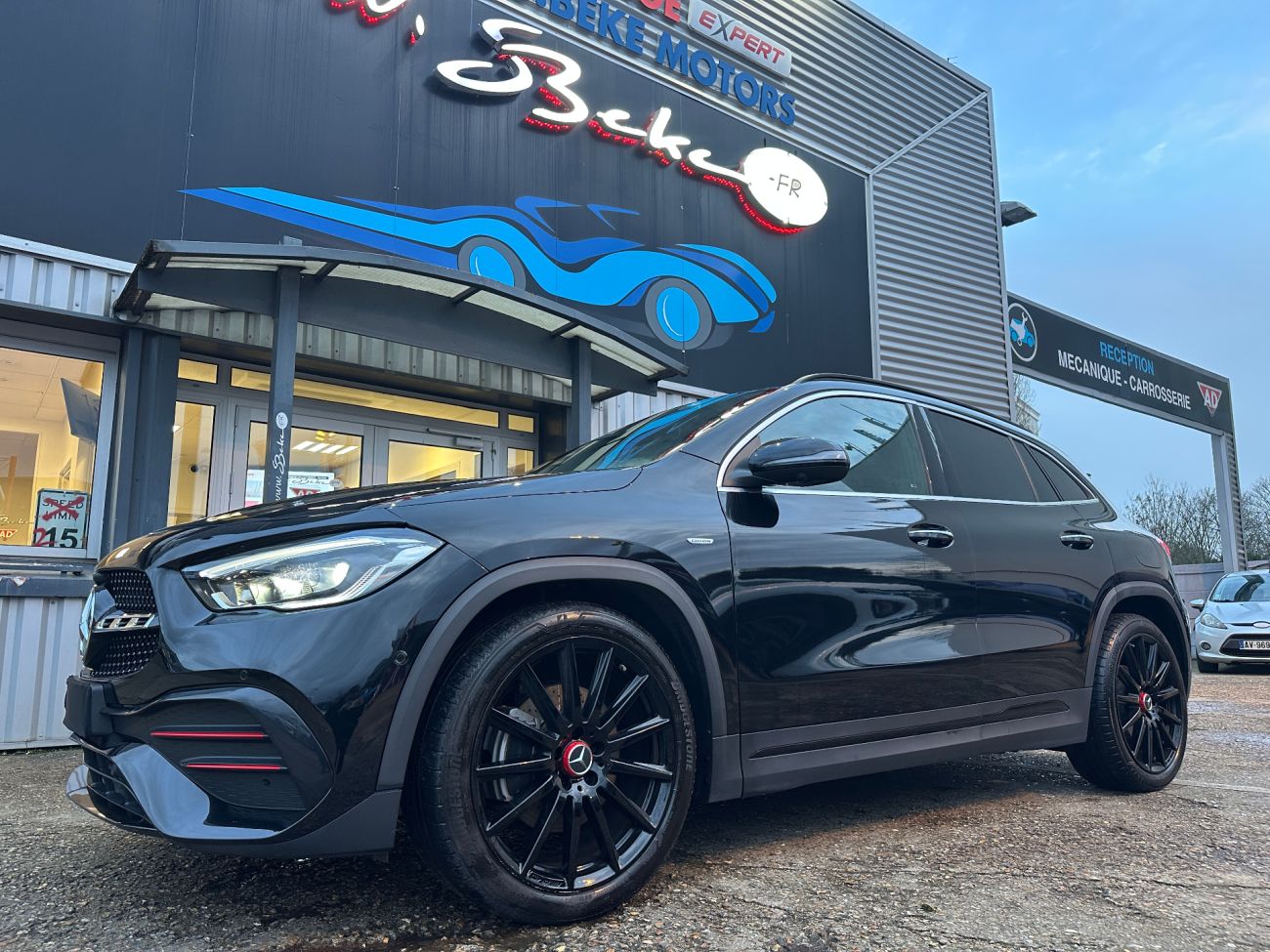 Mandataire MERCEDES GLA 200 d 8G-DCT AMG Line edition 1 toit pano