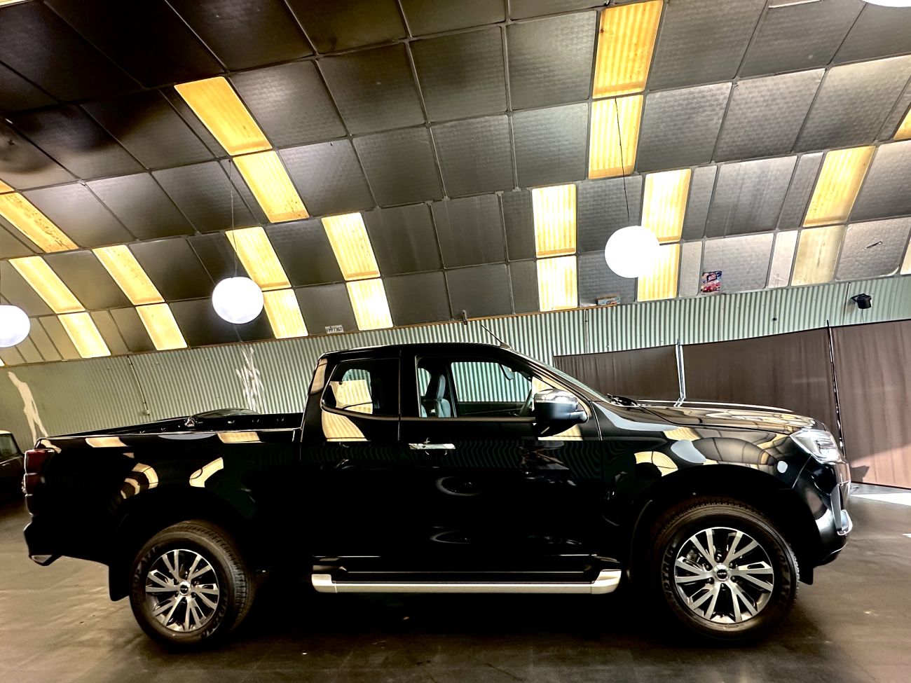 Mandataire ISUZU D-MAX N60 SPACE CAB 1.9 164 CH 4X4 A/T F+