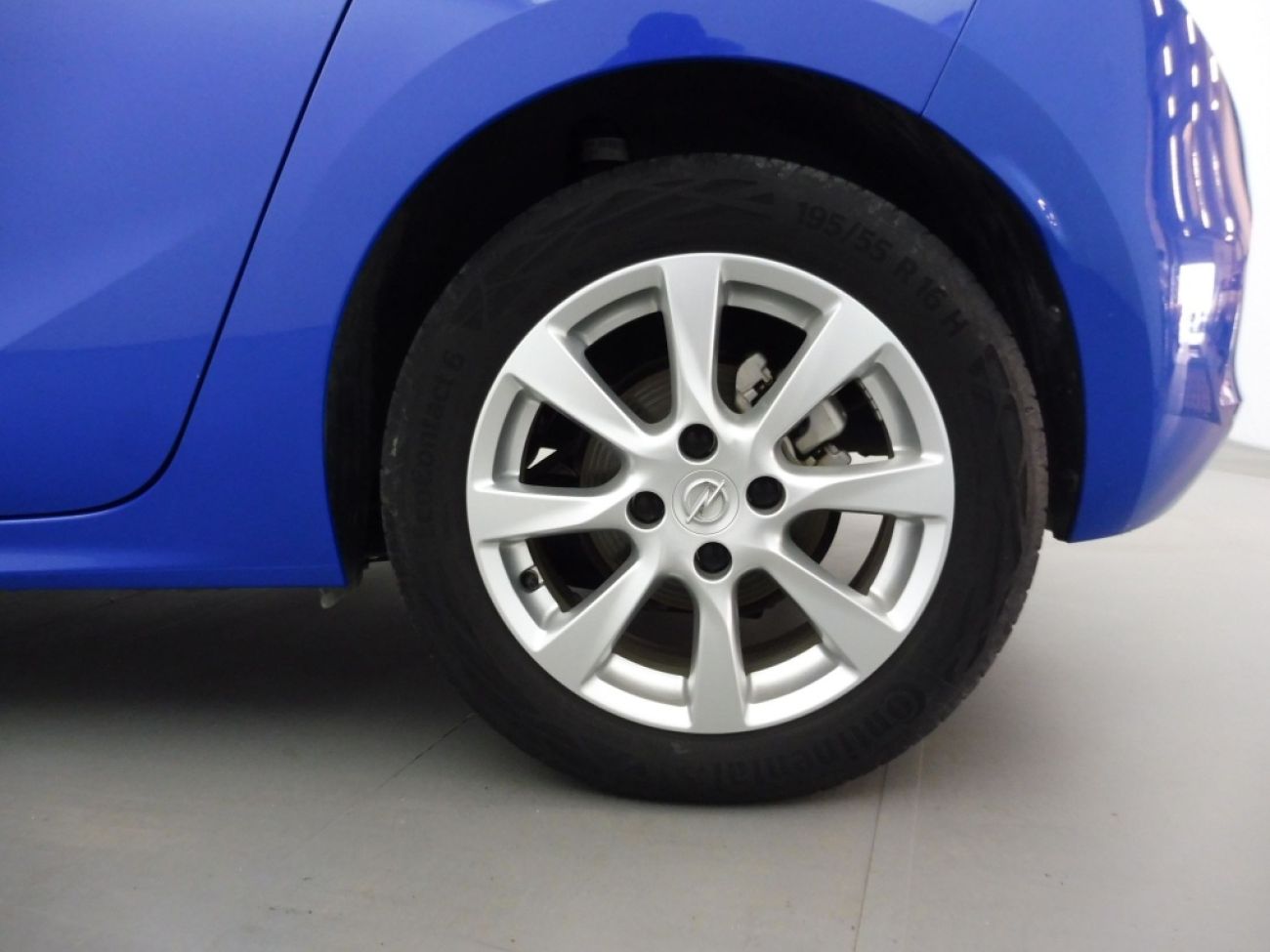 Mandataire Opel Corsa 1.2 100edition