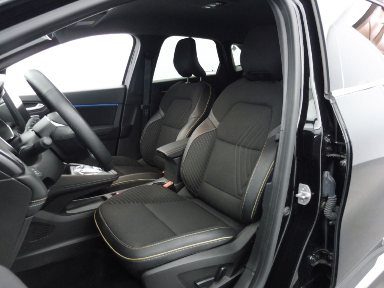 Mandataire RENAULT Symbioz 1.6 E-TECH FULL HYBRID 145CH ICONIC