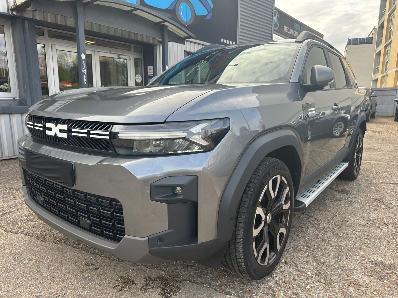 Mandataire Dacia BIGSTER HYBRID 155 Journey