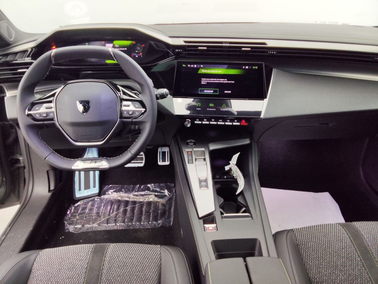 Mandataire PEUGEOT 308 SW 1.2 HYBRID 136CH GT E-DCS6