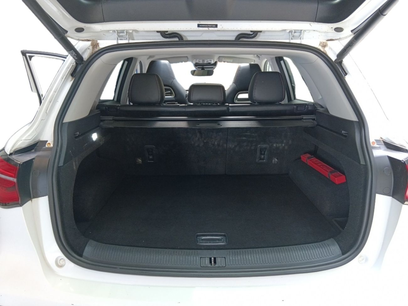 Mandataire MG HS 1.5 T-GDI 162 AT luxury
