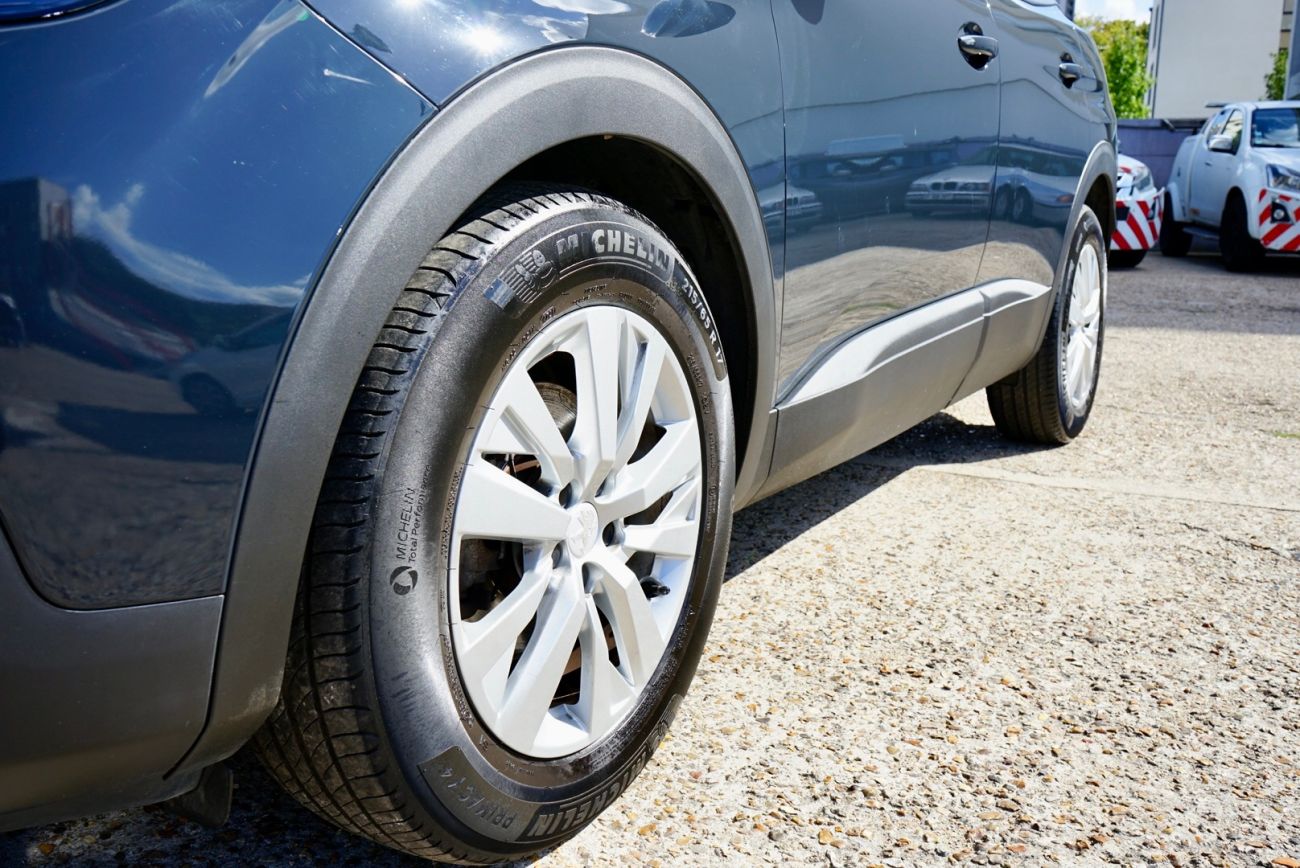 Mandataire PEUGEOT 3008 Puretech 130ch S&S BVM6 Active RADAR AVANT & ARRIERE / ENTRETIEN PEUGEOT