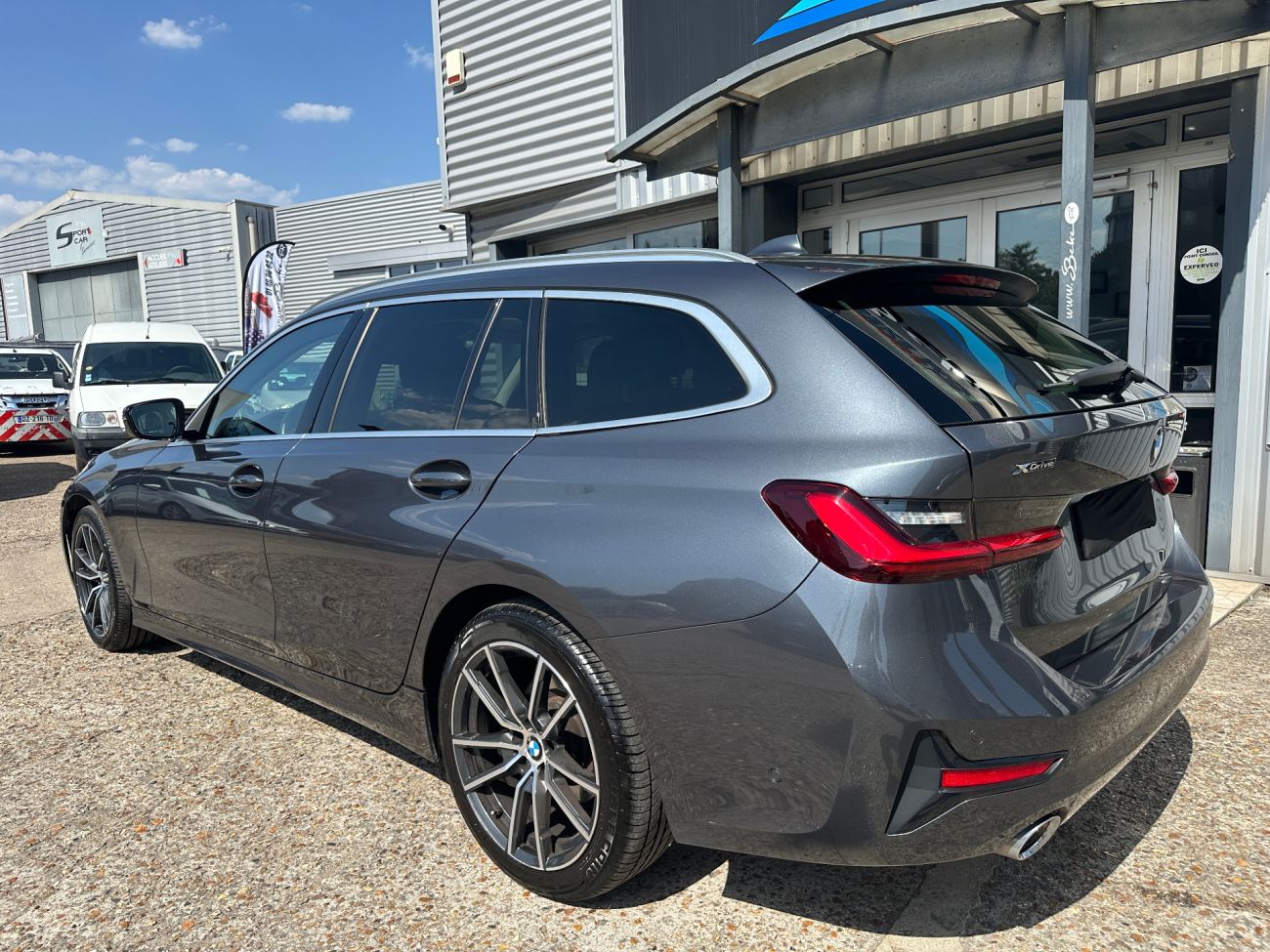 Mandataire BMW SERIE 3 TOURING G21 Touring 320d xDrive 190 ch BVA8 Lounge toit pano jtes 18