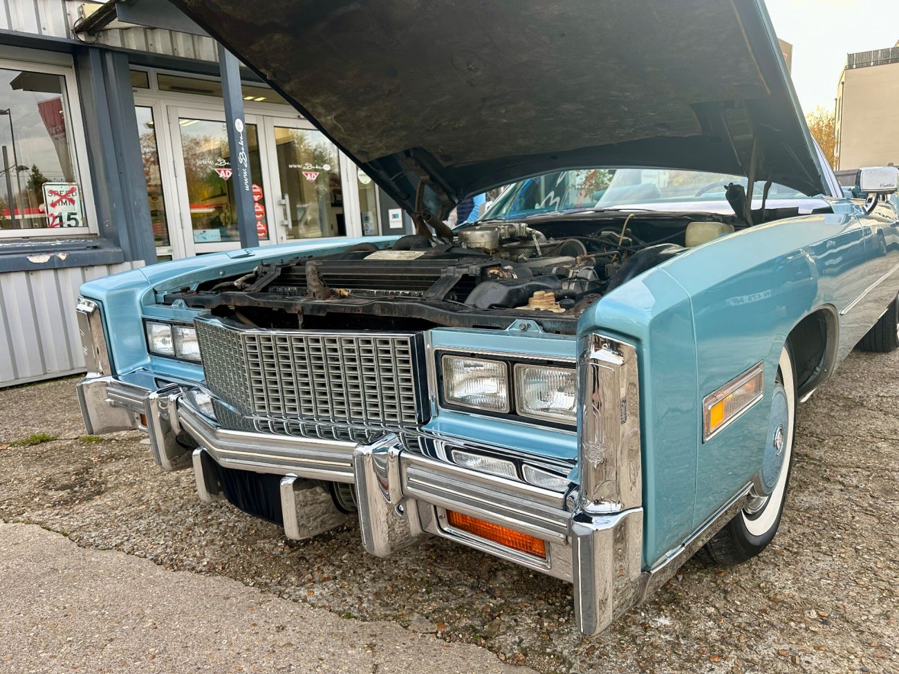 Mandataire CADILLAC ELDORADO CABRIOLET V8 500 CI 8.2