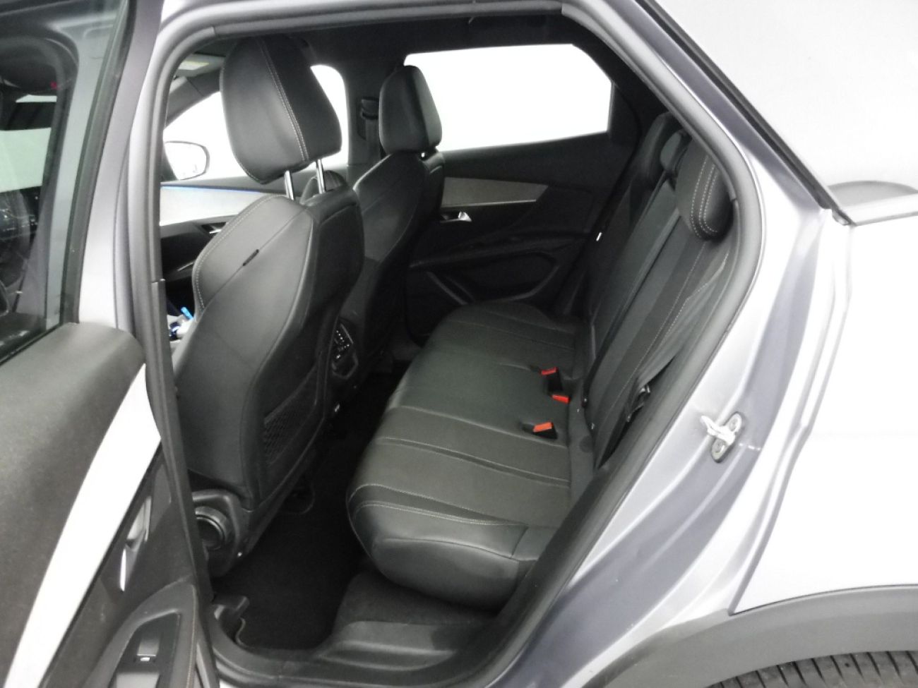 Mandataire PEUGEOT 3008 1.5 BLUEHDI 130CH S&S GT EAT8