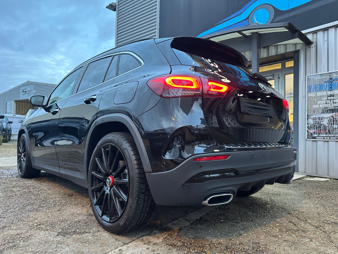 Mandataire MERCEDES-BENZ GLA 200 d 8G-DCT AMG Line edition 1 toit pano
