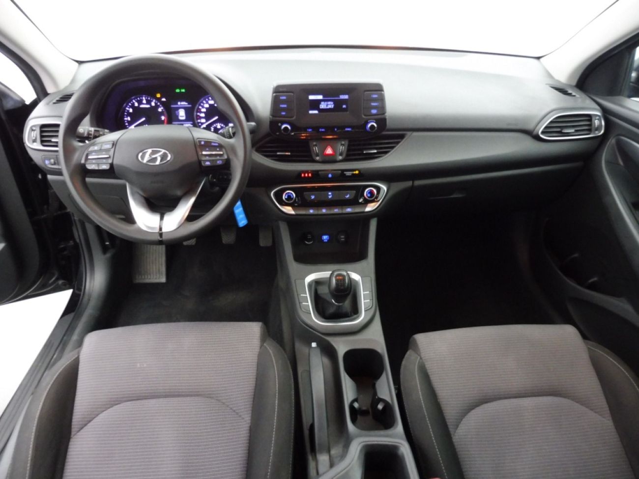 Mandataire Hyundai i30 1.5 DPI 110 CH