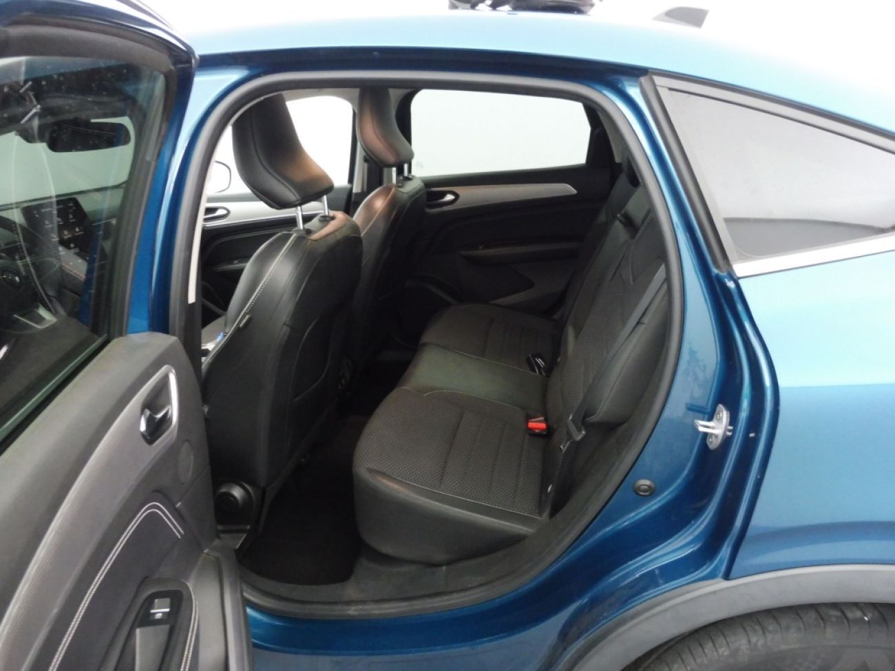 Mandataire RENAULT Arkana 1.6 E-TECH 145CH FULL HYBRID TECHNO