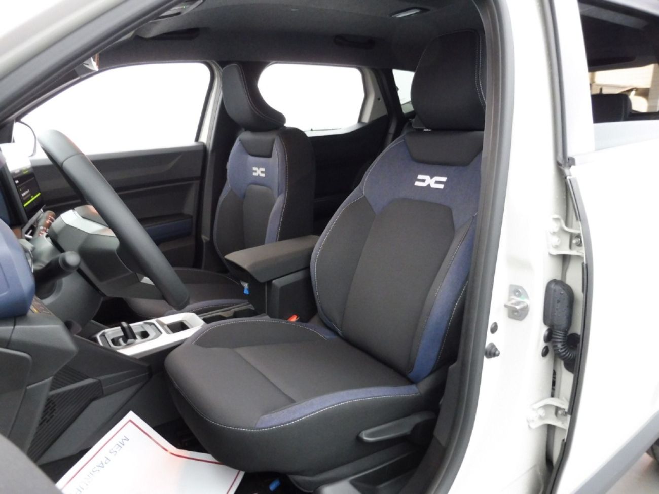 Mandataire Dacia DUSTER 1.6 HYBRID 140CH JOURNEY 4X2