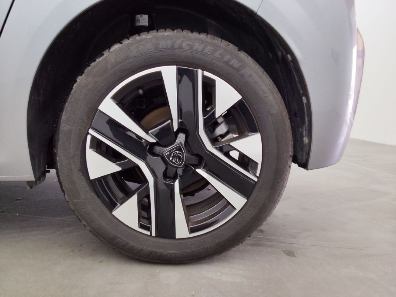 Mandataire PEUGEOT 208 1.2 100CH S&S ALLURE