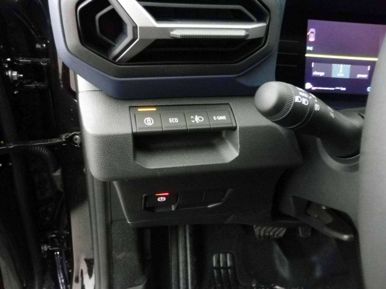 Mandataire Dacia DUSTER 1.6 HYBRID 140CH JOURNEY 4X2