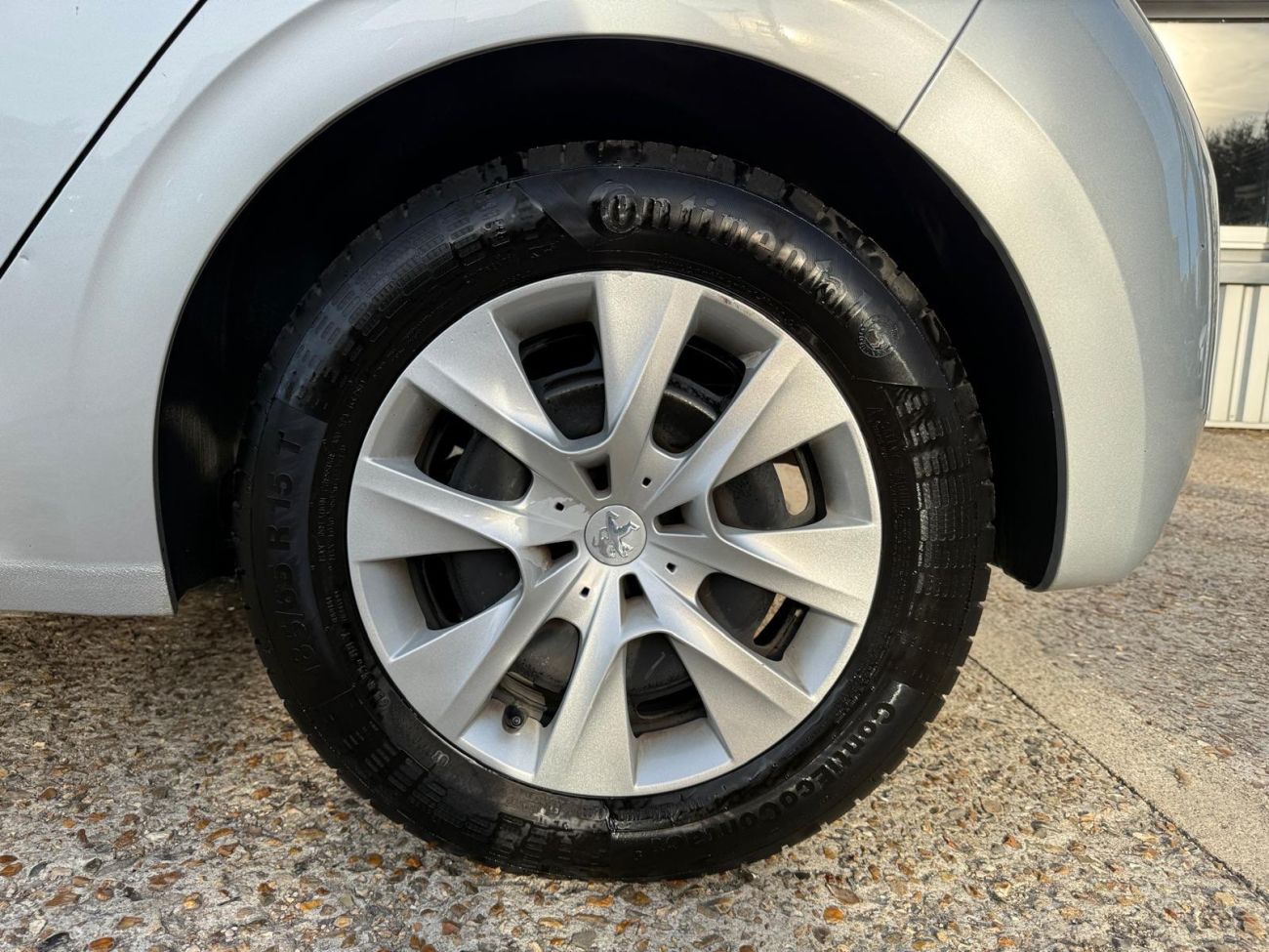 Mandataire PEUGEOT 208 1.2 PureTech 68ch BVM5 Like