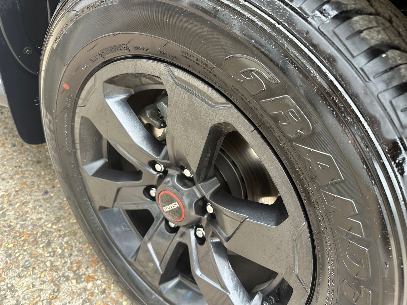 Mandataire ISUZU D-MAX N60 SPACE CAB 1.9 164 CH 4X4 A/T NITRO SPORT