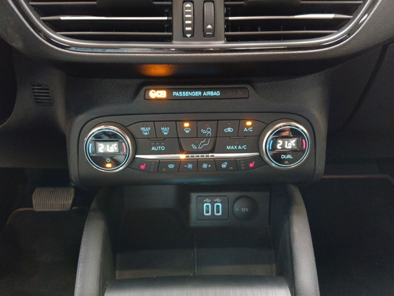 Mandataire Ford Focus 1.5 ECOBOOST 150 CAst line x