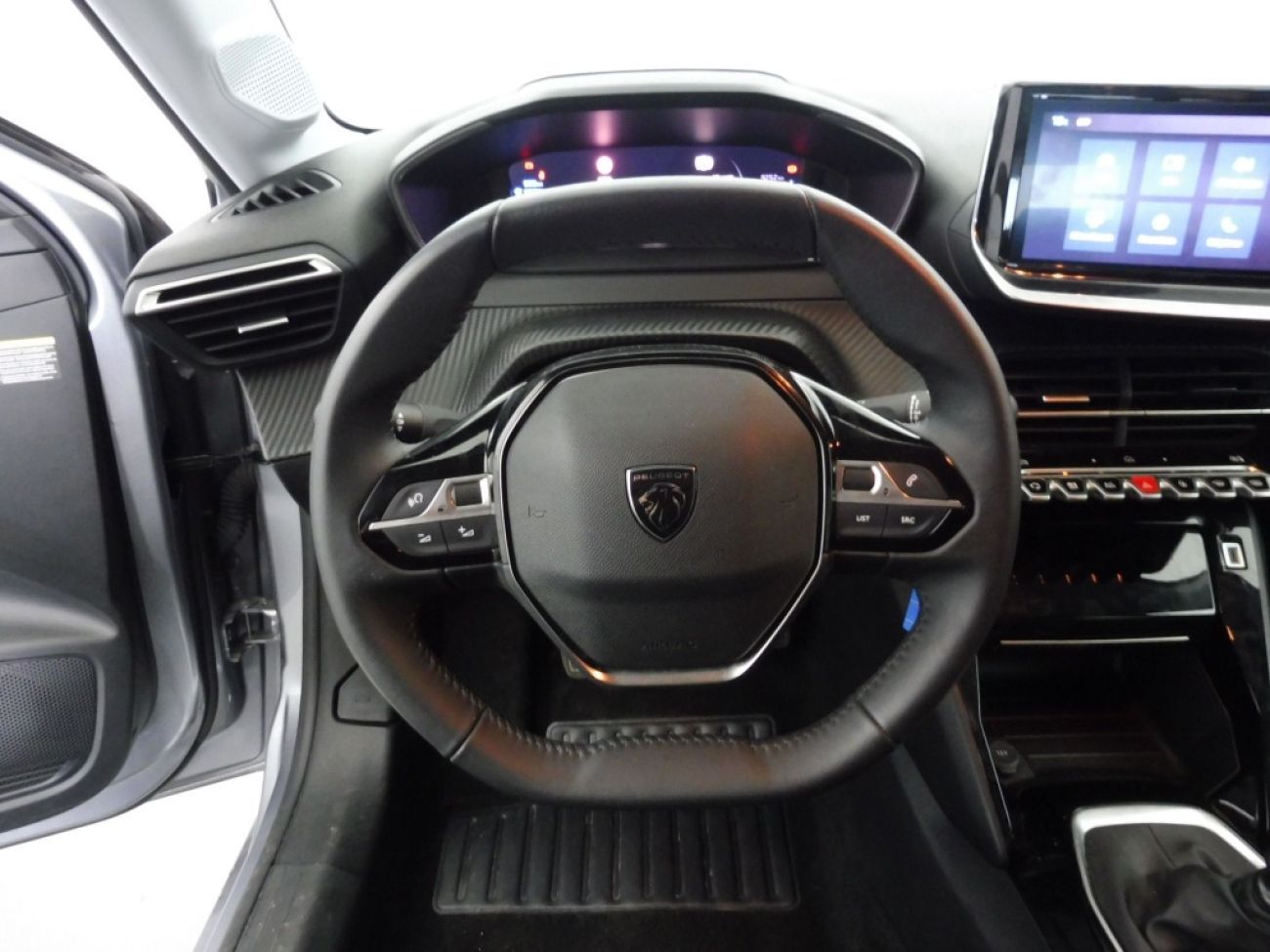 Mandataire PEUGEOT 208 1.2 100CH S&S ALLURE