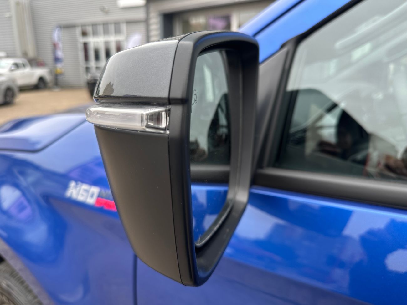 Mandataire ISUZU D-MAX N60 SPACE CAB 1.9 164 CH 4X4 A/T NITRO SPORT