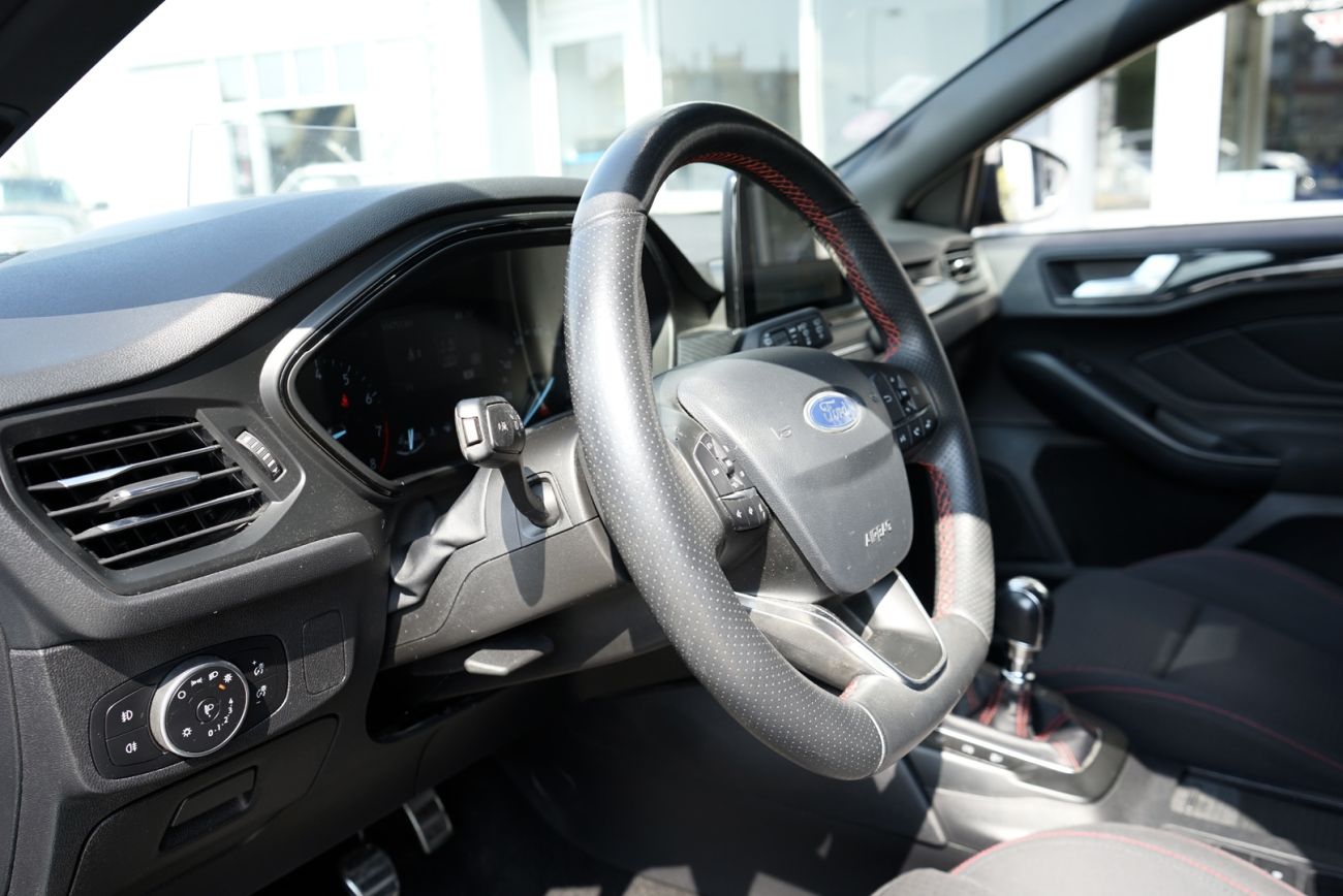 Mandataire Ford FOCUS SW 1.0 EcoBoost 125 S&S ST Line