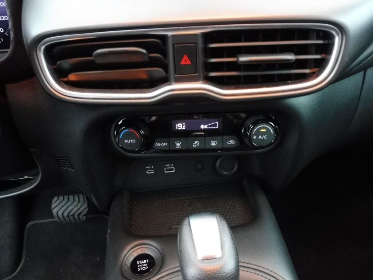 Mandataire NISSAN Juke 1.0 DIG-T 114 ATn-connecta