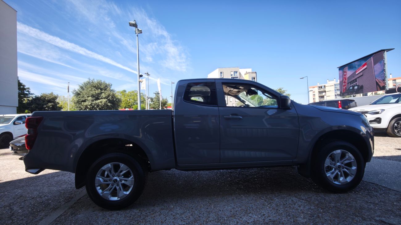 Mandataire ISUZU D-MAX SPACE EVOLUTION 2.2 DMS A/T 4x4 MY2026 Euro6e-bis