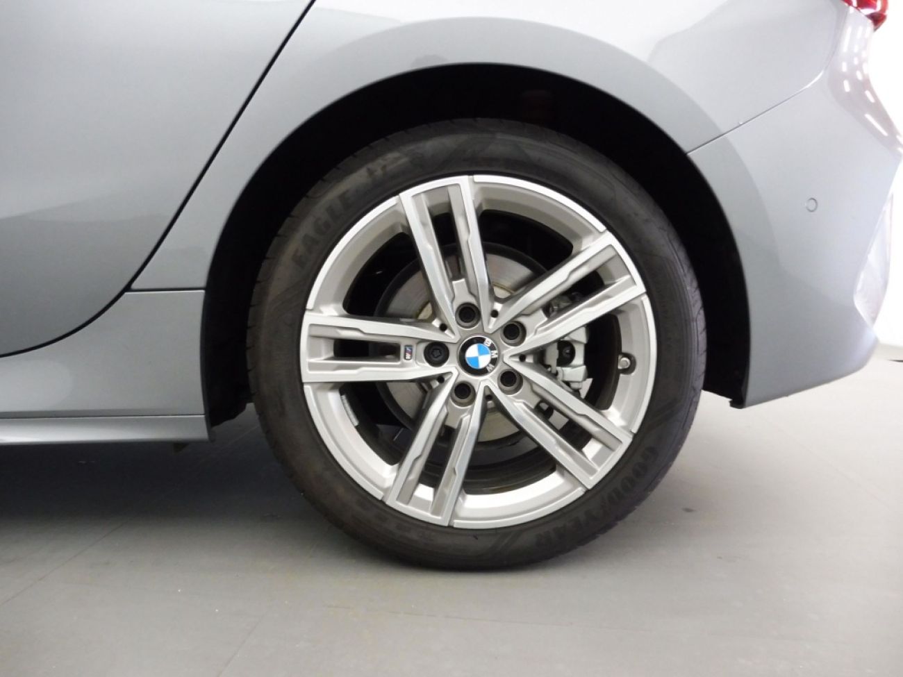 Mandataire BMW SERIE 1 118I STEPTRONIC 136 M-SPORT