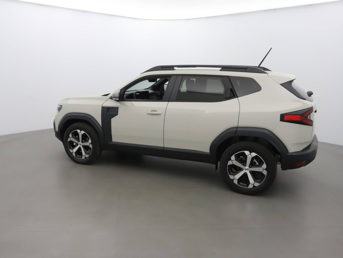 Mandataire Dacia DUSTER 1.6 HYBRID 140CH JOURNEY 4X2