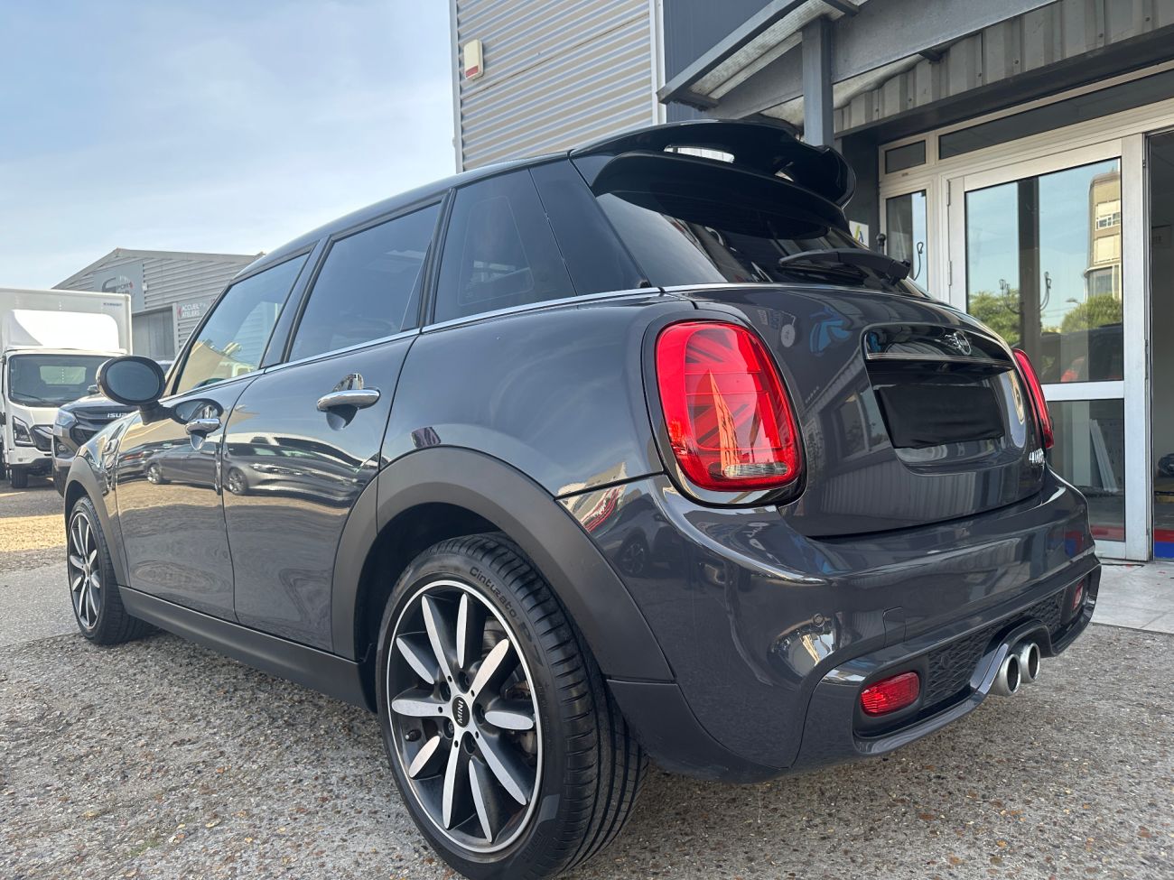 Mandataire MINI HATCH 5 PORTES F55 LCI Cooper S 178 ch BVA7 Finition greenwich