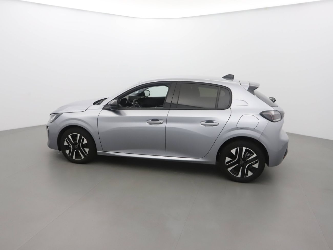Mandataire PEUGEOT 208 1.2 100CH S&S ALLURE