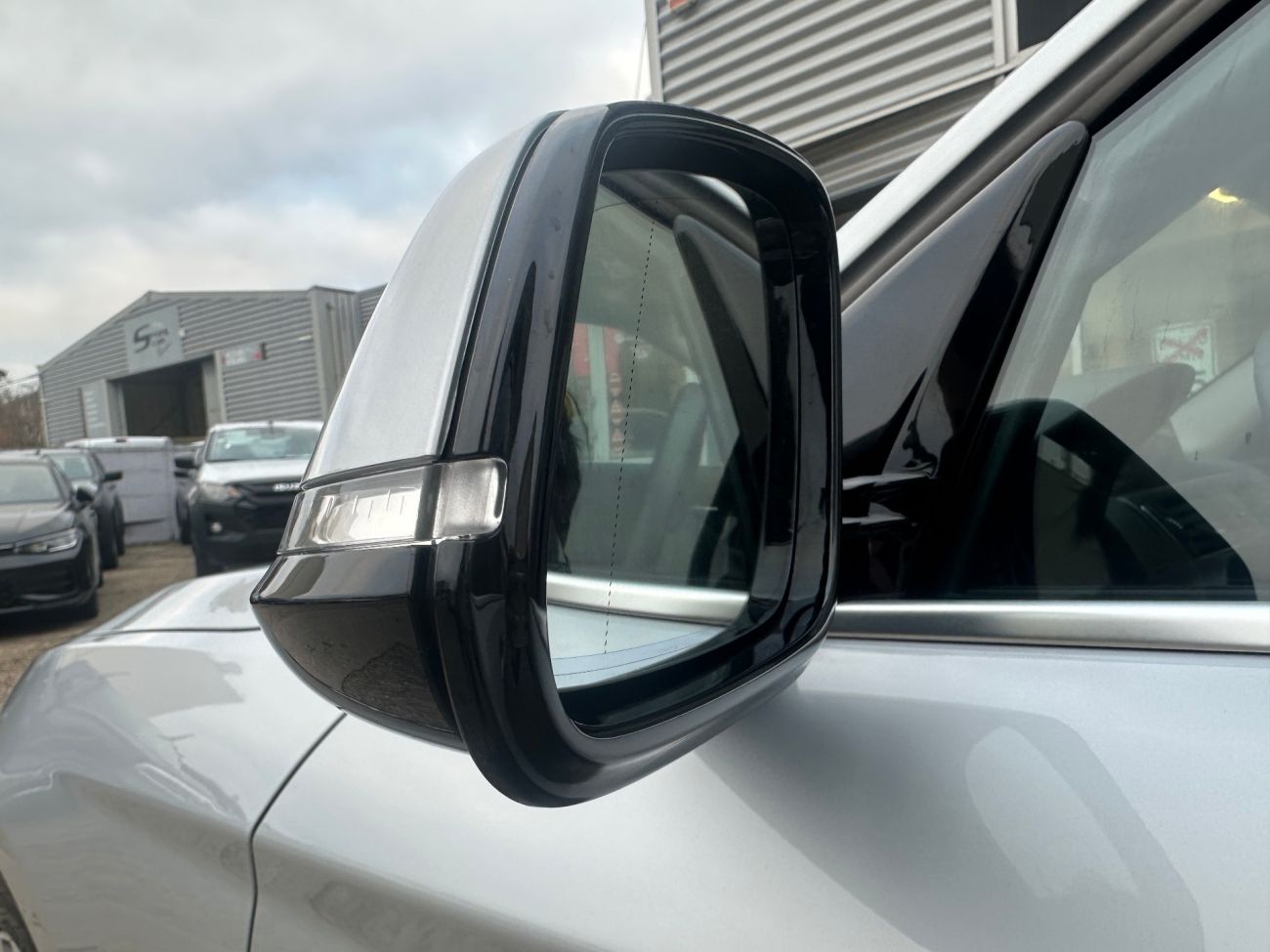 Mandataire BMW SERIE 1 F20 LCI 118i 136 ch Urban Chic A