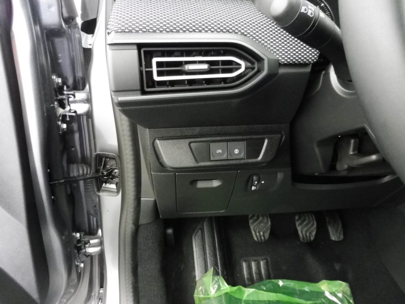 Mandataire Dacia Jogger 1.0 ECO-G 100CH EXPRESSION 7 PLACES -24