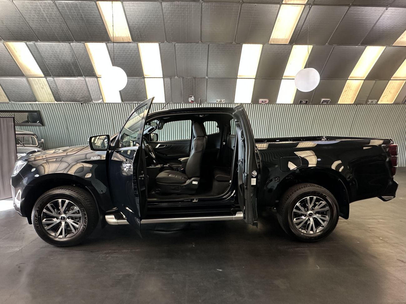 Mandataire ISUZU D-MAX N60 SPACE CAB 1.9 164 CH 4X4 A/T F+