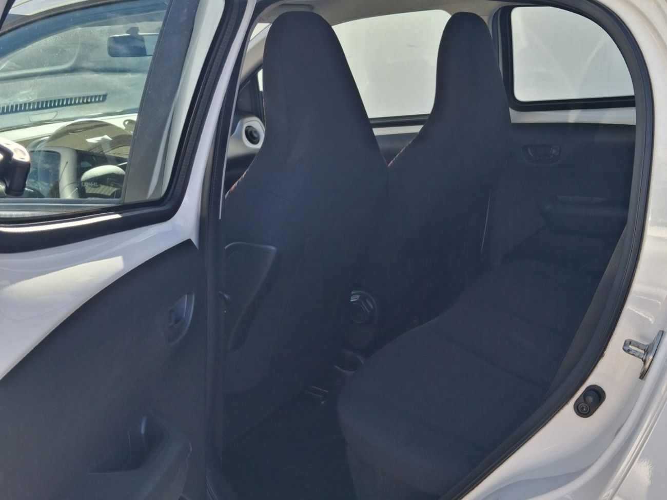 Mandataire Citroën C1 VTi 68 Mentos