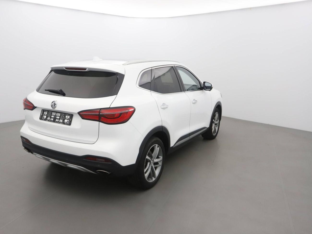 Mandataire MG HS 1.5 T-GDI 162 AT luxury