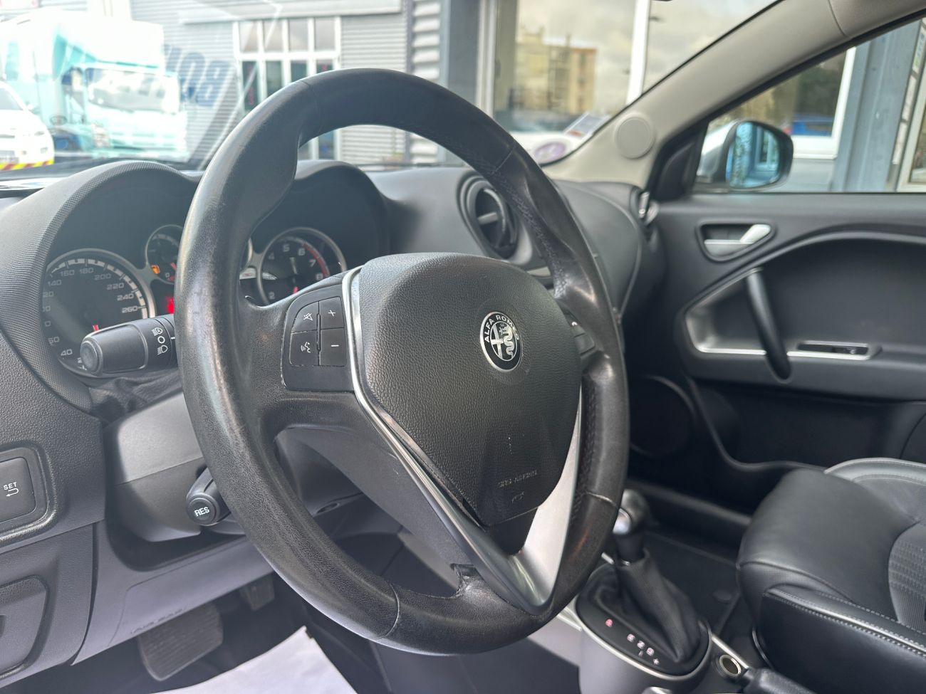 Mandataire ALFA ROMEO MITO SERIE 3 1.4 TB MultiAir Start & Stop 140 Alfa TCT Super