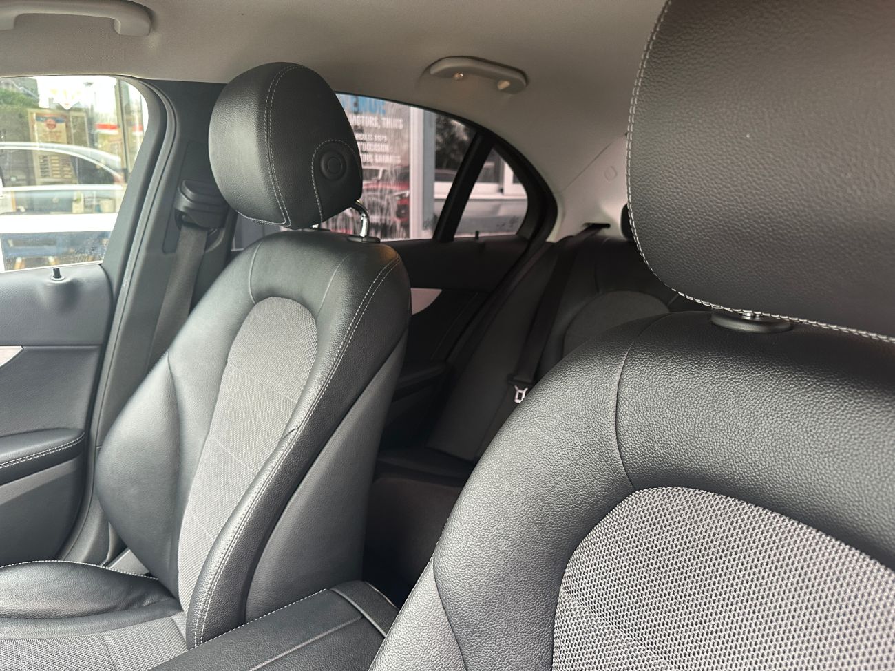 Mandataire MERCEDES CLASSE C 200 9G-Tronic Avantgarde