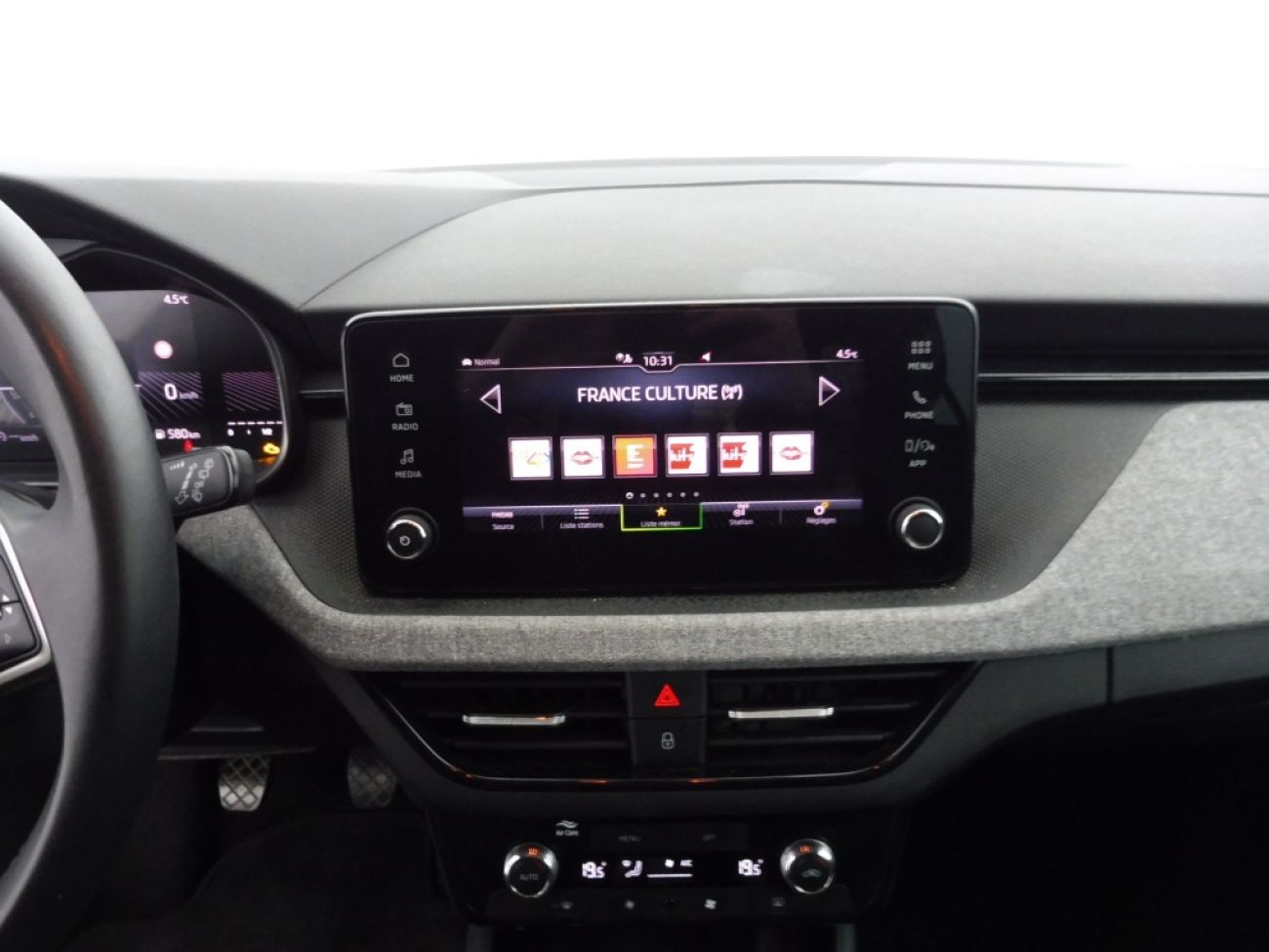 Mandataire SKODA Kamiq 1.0 TSI 115CH SELECTION