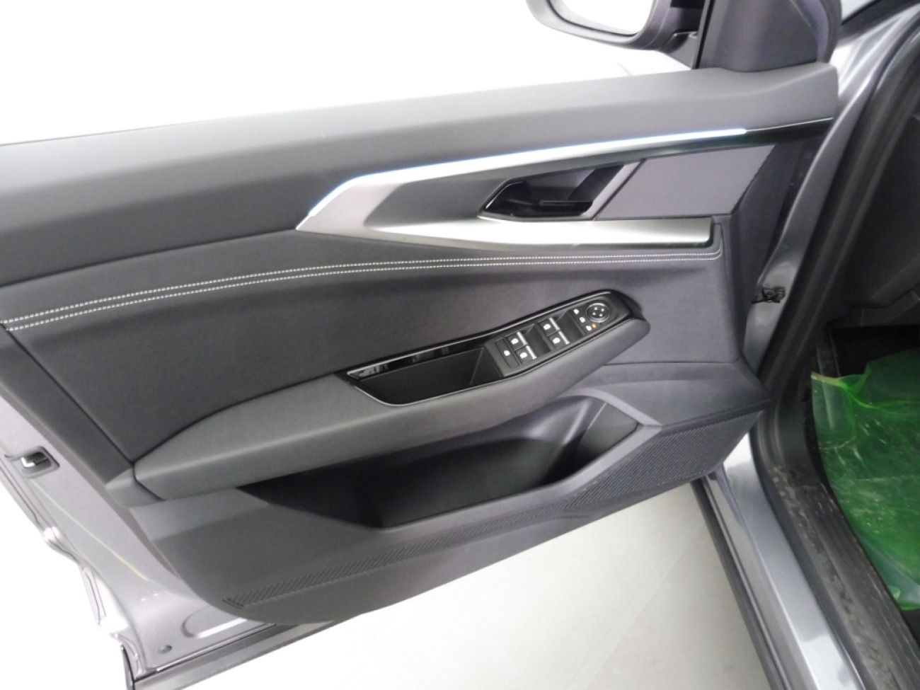 Mandataire RENAULT AUSTRAL 1.2 E-TECH FULL HYBRID 200CH TECHNO - 24