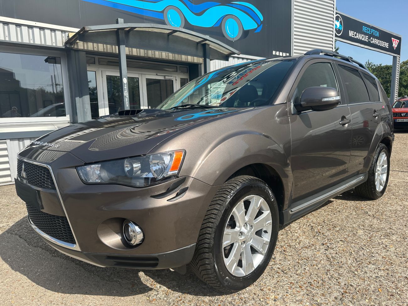 Mandataire MITSUBISHI OUTLANDER 2.2 DI-D 150 4WD Instyle