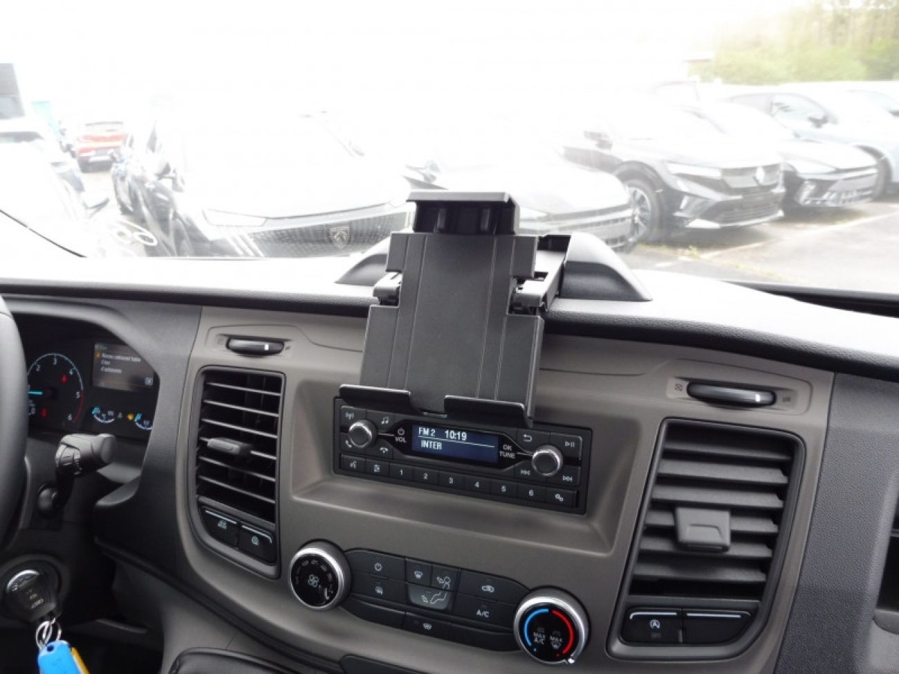 Mandataire Ford Transit Benne 350 L2 2.0 ECOBLUE 130CH TREND BUSINESS