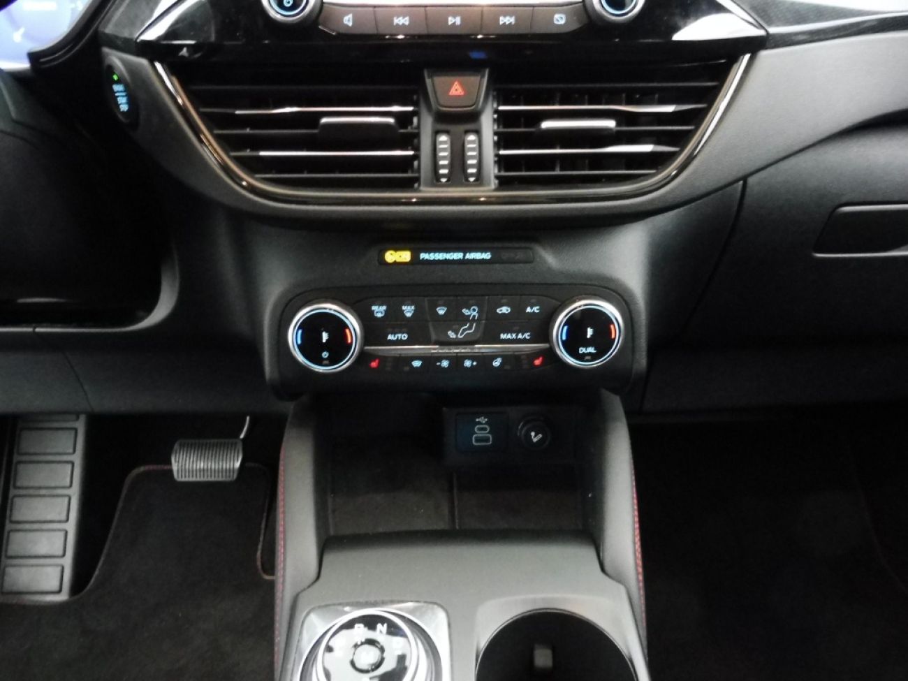 Mandataire Ford KUGA 2.0 TDCI 120CH ST-LINE POWERSHIFT