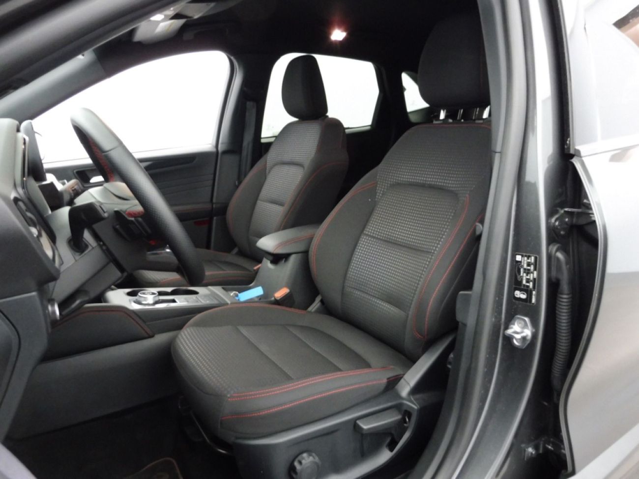 Mandataire Ford KUGA 2.0 TDCI 120CH ST-LINE POWERSHIFT