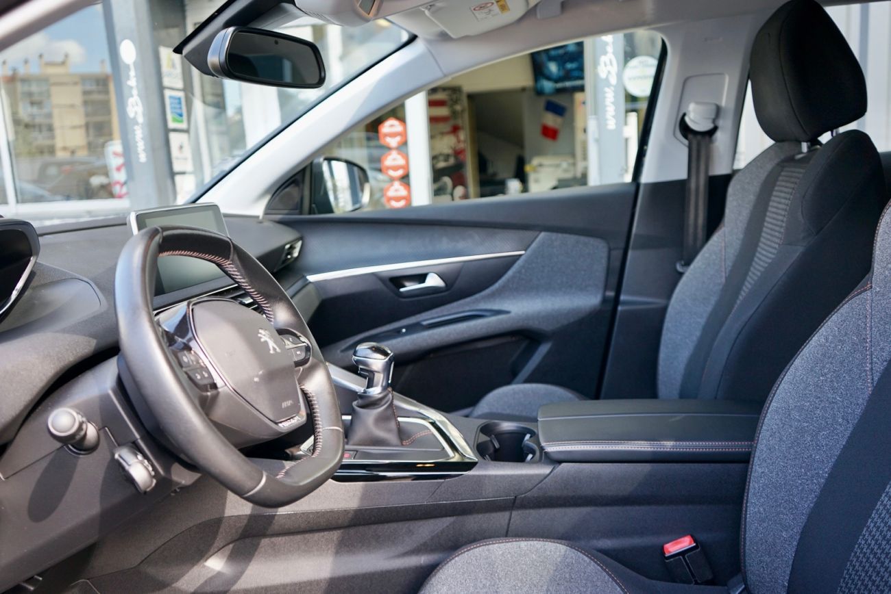 Mandataire PEUGEOT 3008 Puretech 130ch S&S BVM6 Active RADAR AVANT & ARRIERE / ENTRETIEN PEUGEOT